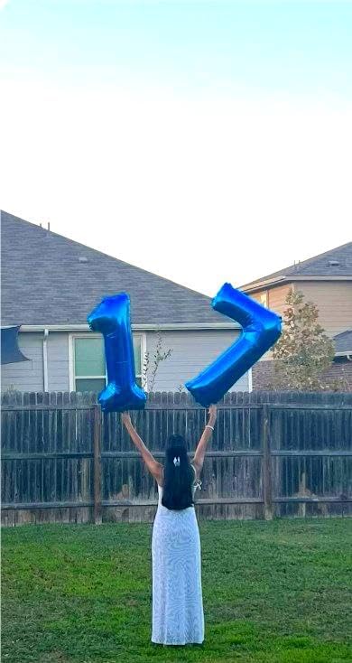 Navy Blue Number 7 Birthday Balloon 40 Inch, Digital Balloons for 7 17 27 37 70 77 Party Celebration Decorations Supplies, Mylar Foil Numbers Balloon for Seven Wedding Anniversary