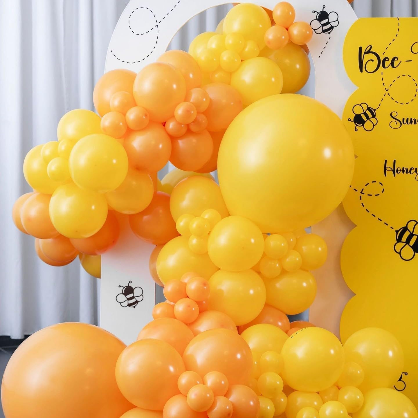 Paready Yellow and Gold Balloon Set - 50Pcs 12 Inch Metallic Gold Confetti and Light Lemon Latex Balloons for Baby Shower, Bee Party, Sunflower Fall Birthday Decorations
