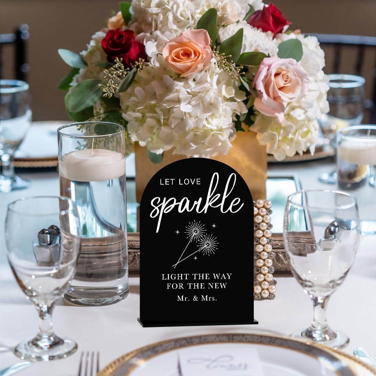 KongMoTree Acrylic Wedding Sign - Modern Minimalist 'Let Love Sparkle' Tabletop Arch Sign for Wedding Ceremony & Reception, Black, 5x7 inch