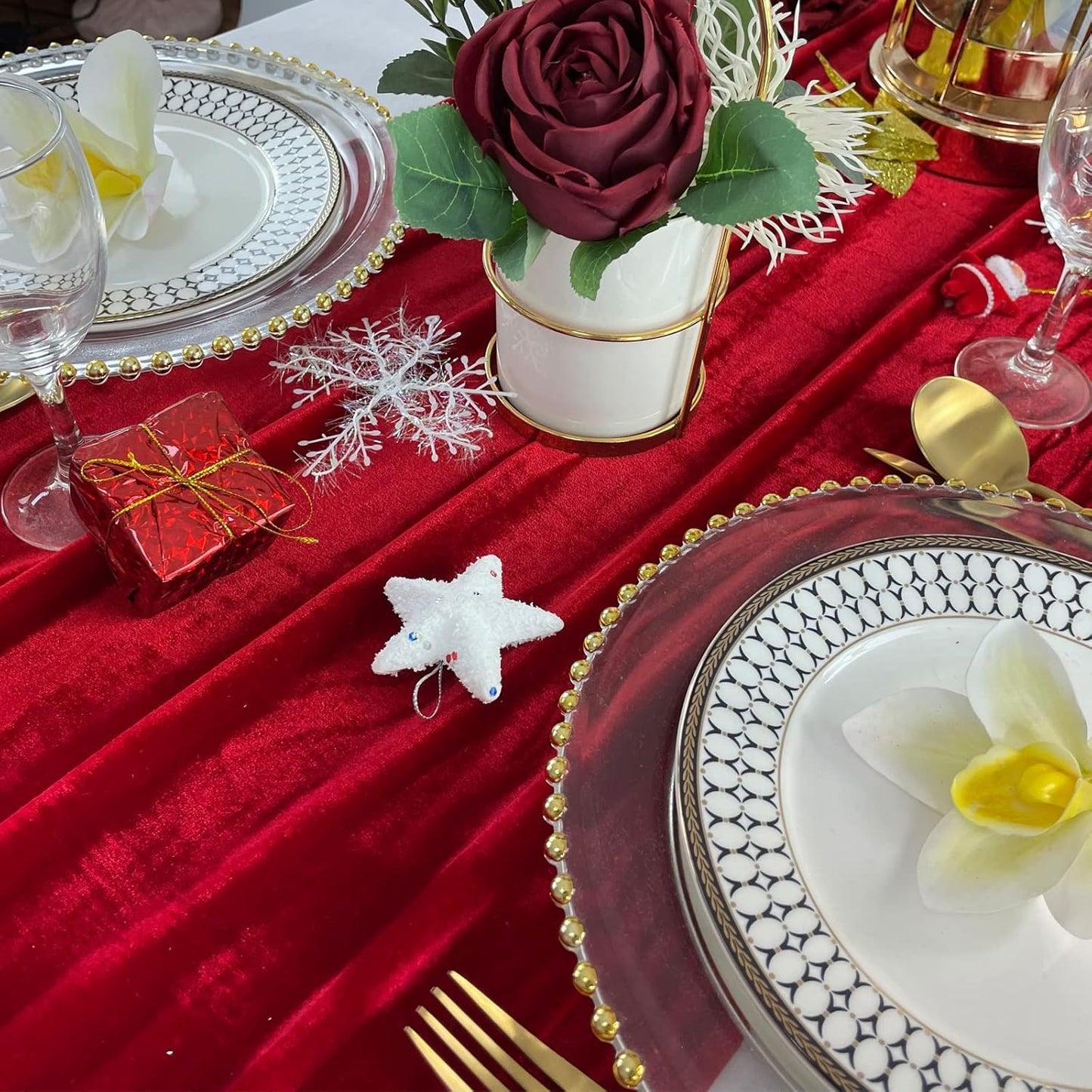 Luxurious Velvet Table Runner, 10ft Wedding Reception Decorations, 20x120inch Soft Velvet Fabric, Table Linen Overlay, Wedding Table Runners (Red, 20X120inch)