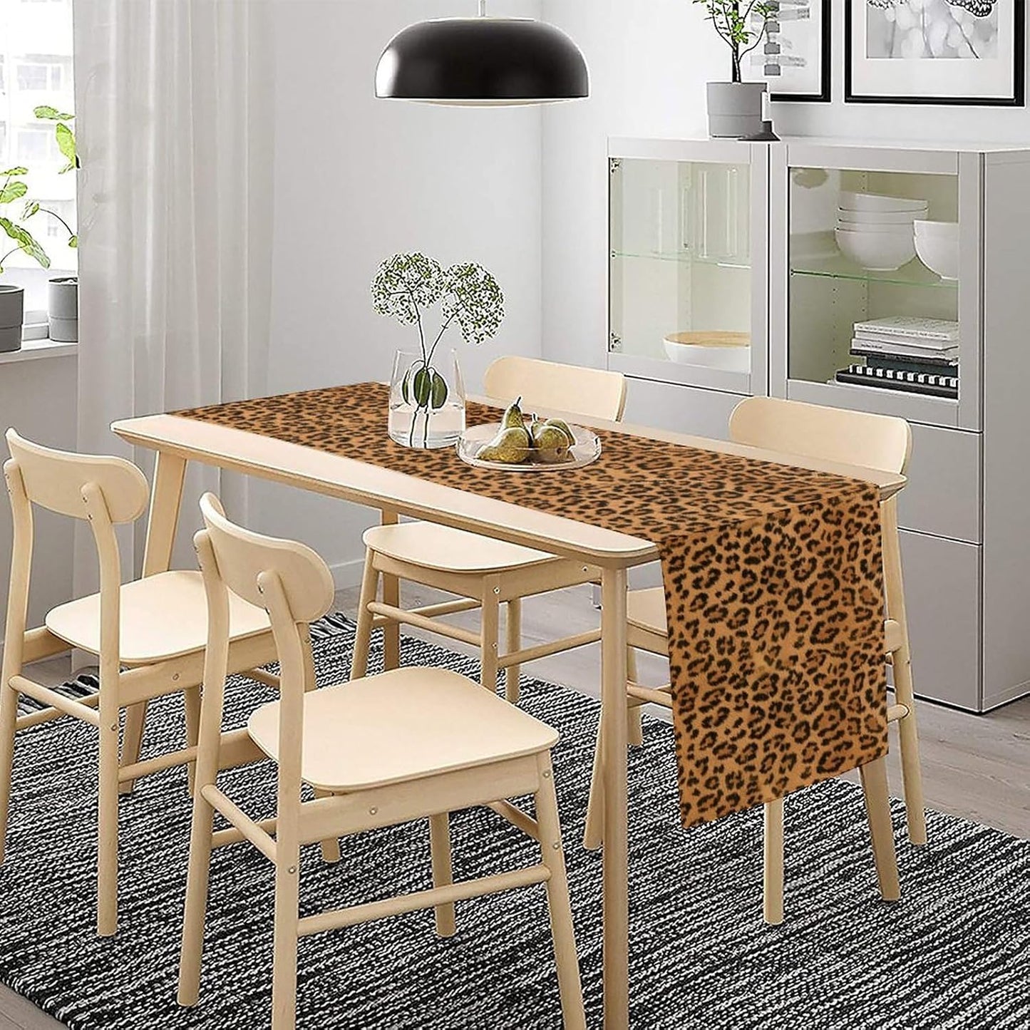 Leopard Print Table Runner Wildlife Vintage Cheetah Fur Spot Animal Skin Spots Pattern Table Cloth for Garden Farmhouse Wedding Party Vacation Dinner Home Decoration, 13x90 Inch