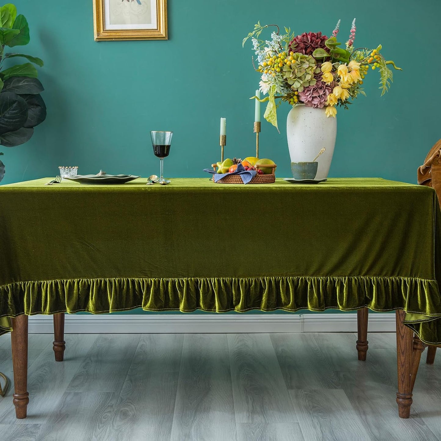 Velvet Tablecloth Luxurious Solid Rectangle Table Cloth,Oblong Retro Farmhouse Ruffle Tablecloths Washable Table Cover for Party Wedding Baby Shower Kitchen Dinning Tabletop Decoration