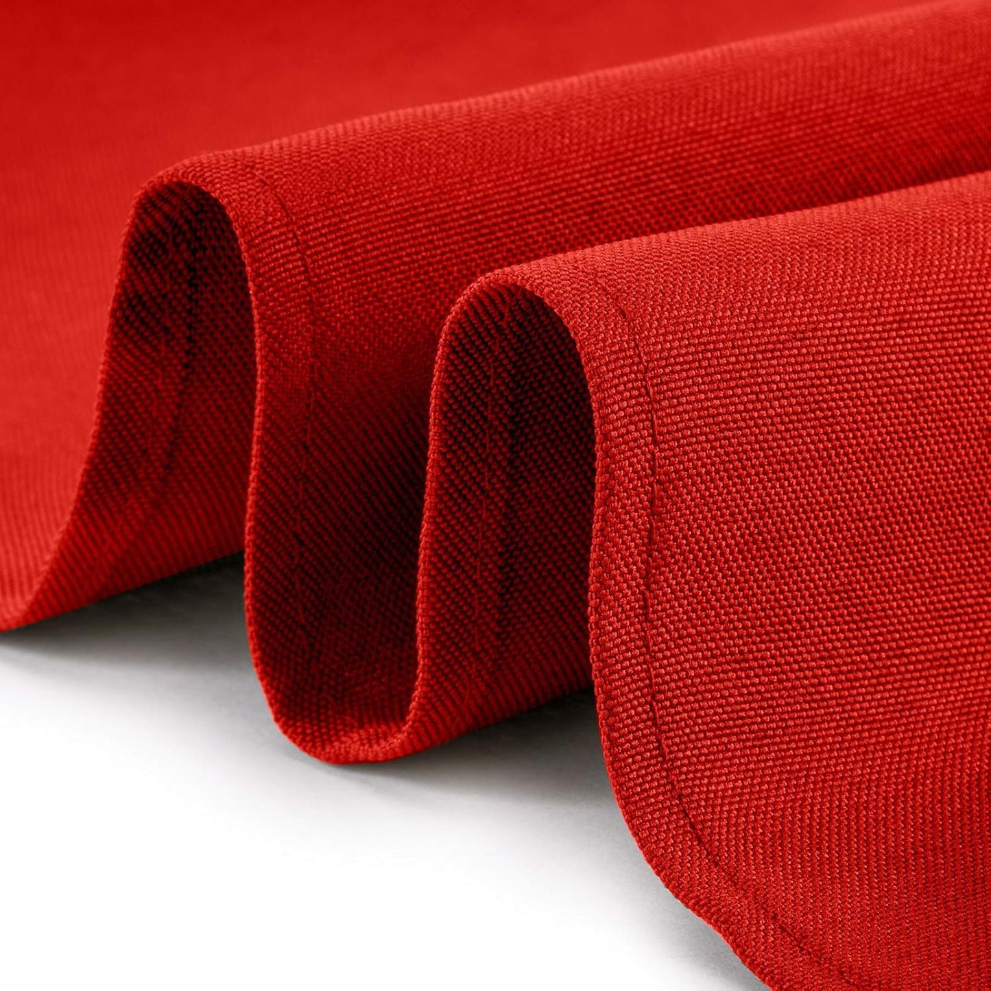 Lann's Linens - 10 Premium 70" Round Tablecloths for Wedding/Banquet/Restaurant - Polyester Fabric Table Cloths - Red