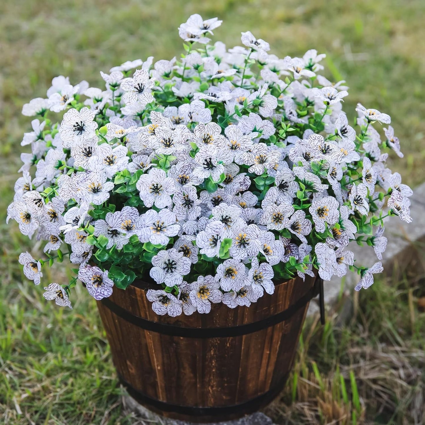 HyeFlora Artificial Flowers for Outdoor Indoor Garden Home Decoration, Faux Flower Daisy with Eucalyptus Leaves Fake Plants Greenery Boxwood Porch Patio, 12 Bundles (Creamy White)