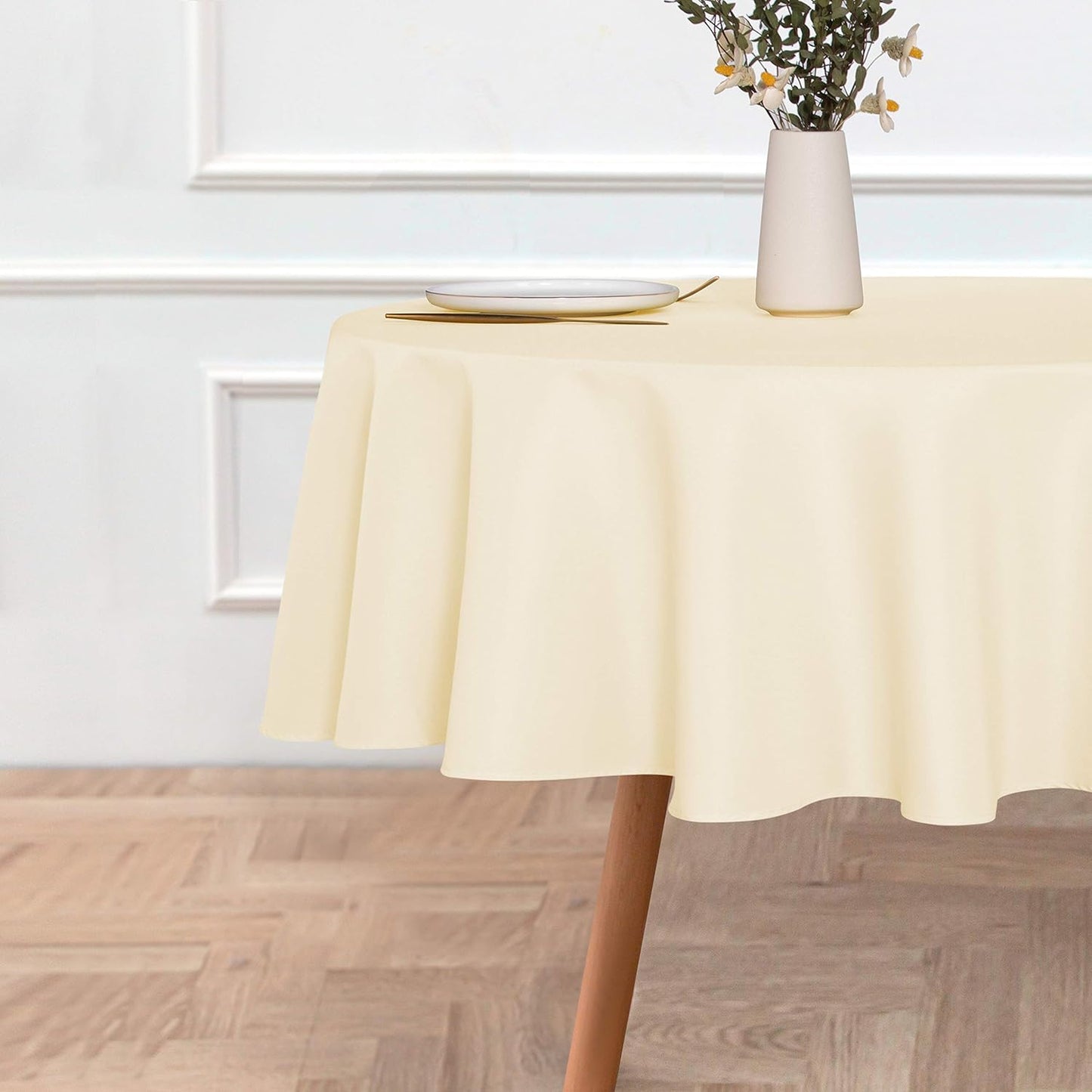 sancua 70 Inch Round Tablecloth (Fits 24-58 Inch Tables), Water Resistant Spill Proof Washable Polyester Table Cloth Decorative Fabric Table Cover for Dining, Buffet Parties and Camping, Beige