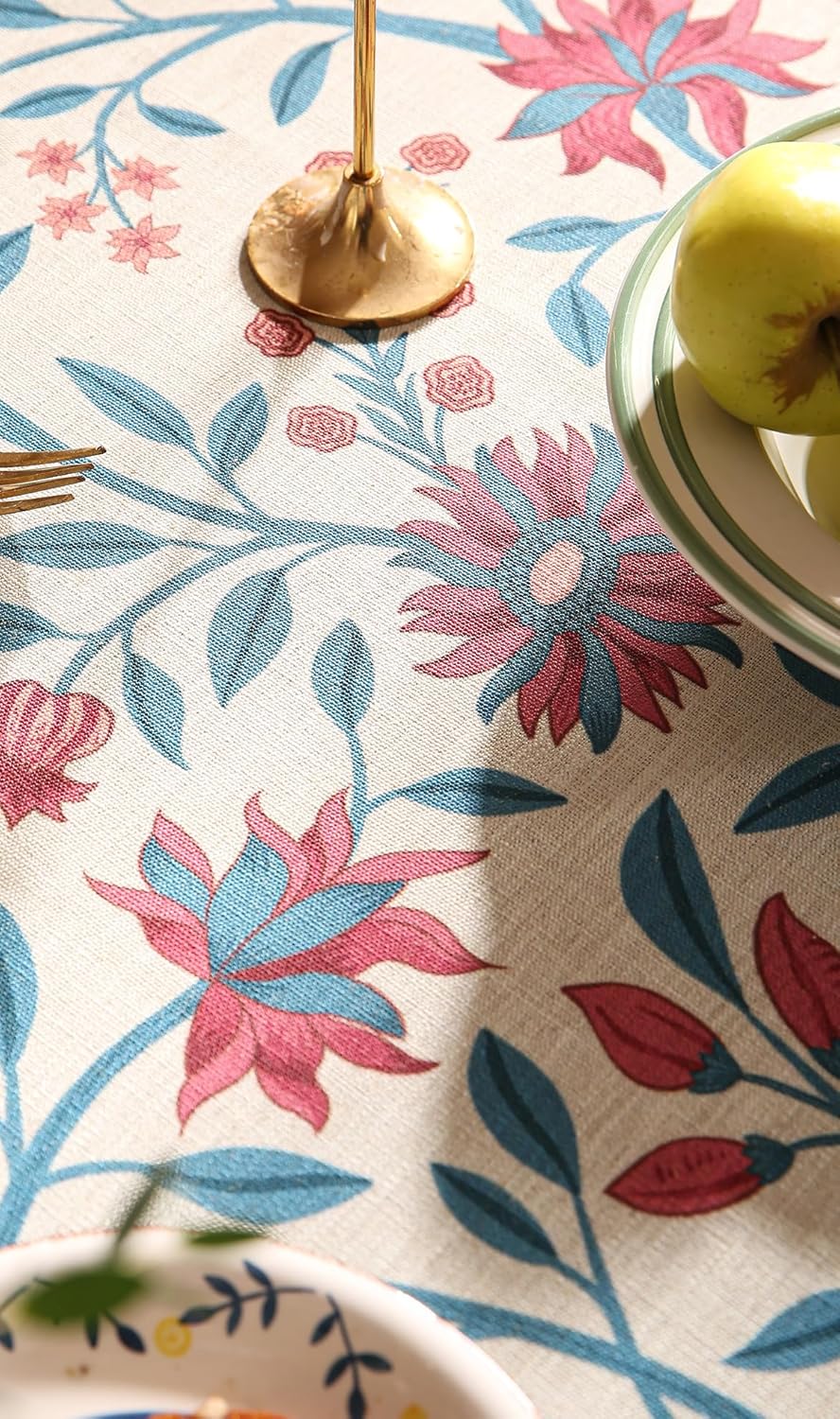 Farmhouse Berry Red Floral Cloth Runner for Coffee Table,71 Inches Long Linen French Table Runners,Decor Tabletop for Kitchen,Dining,Tea Party,Home,Christmas,12"*71"