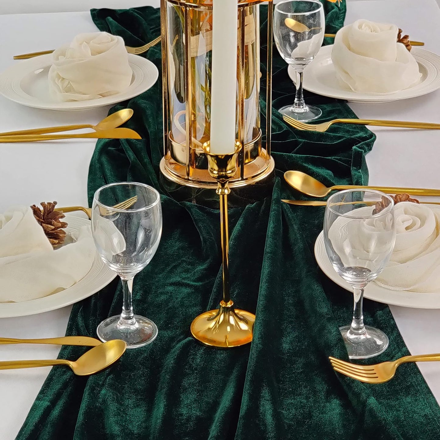 Emerald Green Velvet Table Runner, Luxurious Wedding Table Runner Decorations, 20 x 120 inch 10ft Velvet Fabric Table Linen Overlay for Party